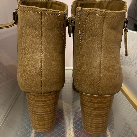Ankle Zipped boots - Picture 2 of 5